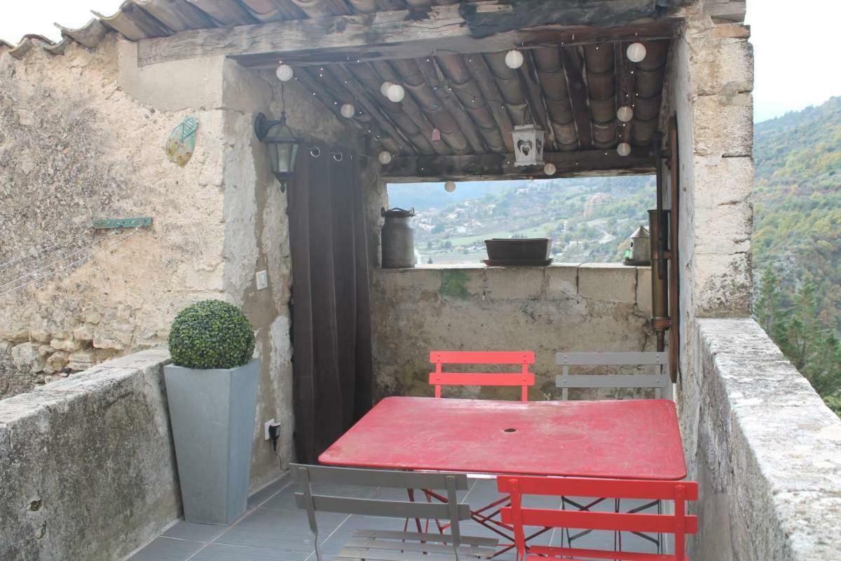 Appartement Les Calades du Ventoux à Montbrun-les-Bains Extérieur photo